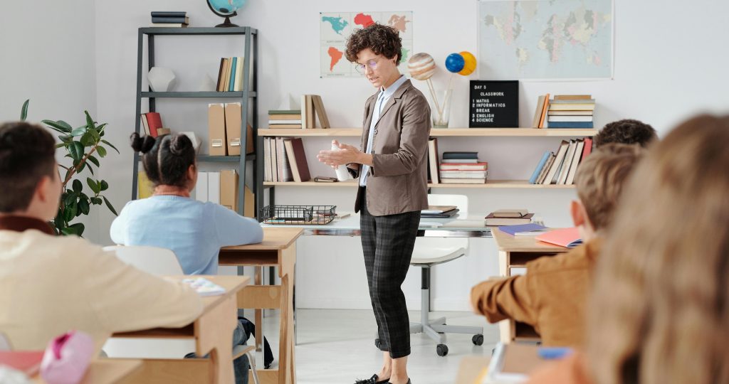 School and study – simulation